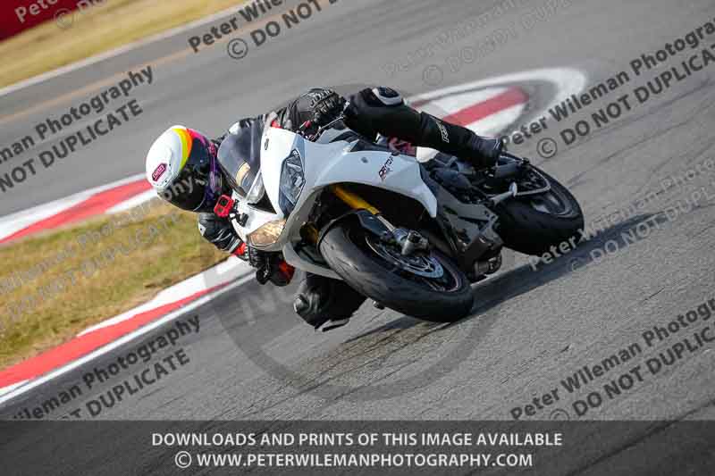 donington no limits trackday;donington park photographs;donington trackday photographs;no limits trackdays;peter wileman photography;trackday digital images;trackday photos